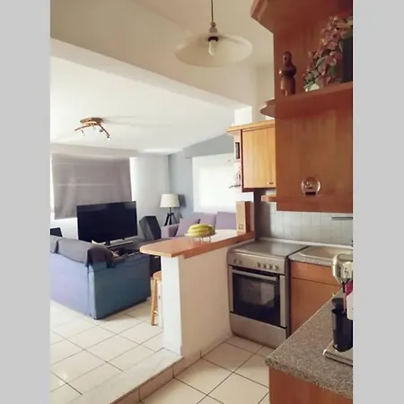 Penthouse With Nice View And Huge Roof Balcony Διαμέρισμα Rhodes City